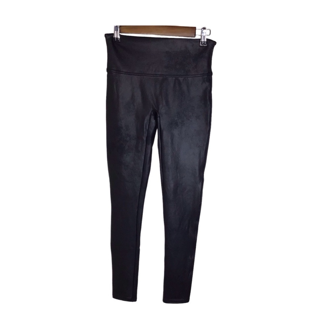 SPANX Faux Leather Leggings in Black Size Medium Petite.